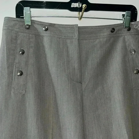 Larry Levine Stretch Capris~Size 14 - Picture 4 of 8